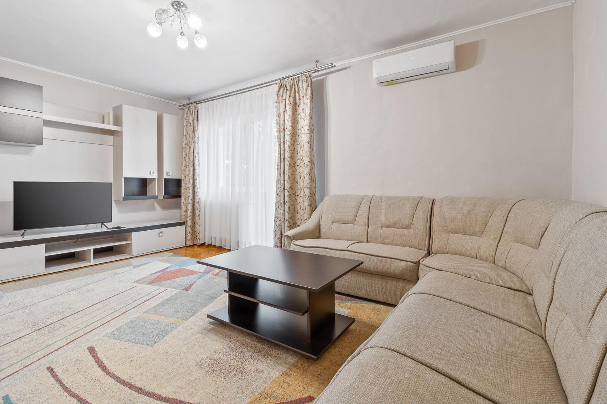Apartament Helena Орадя Экстерьер фото