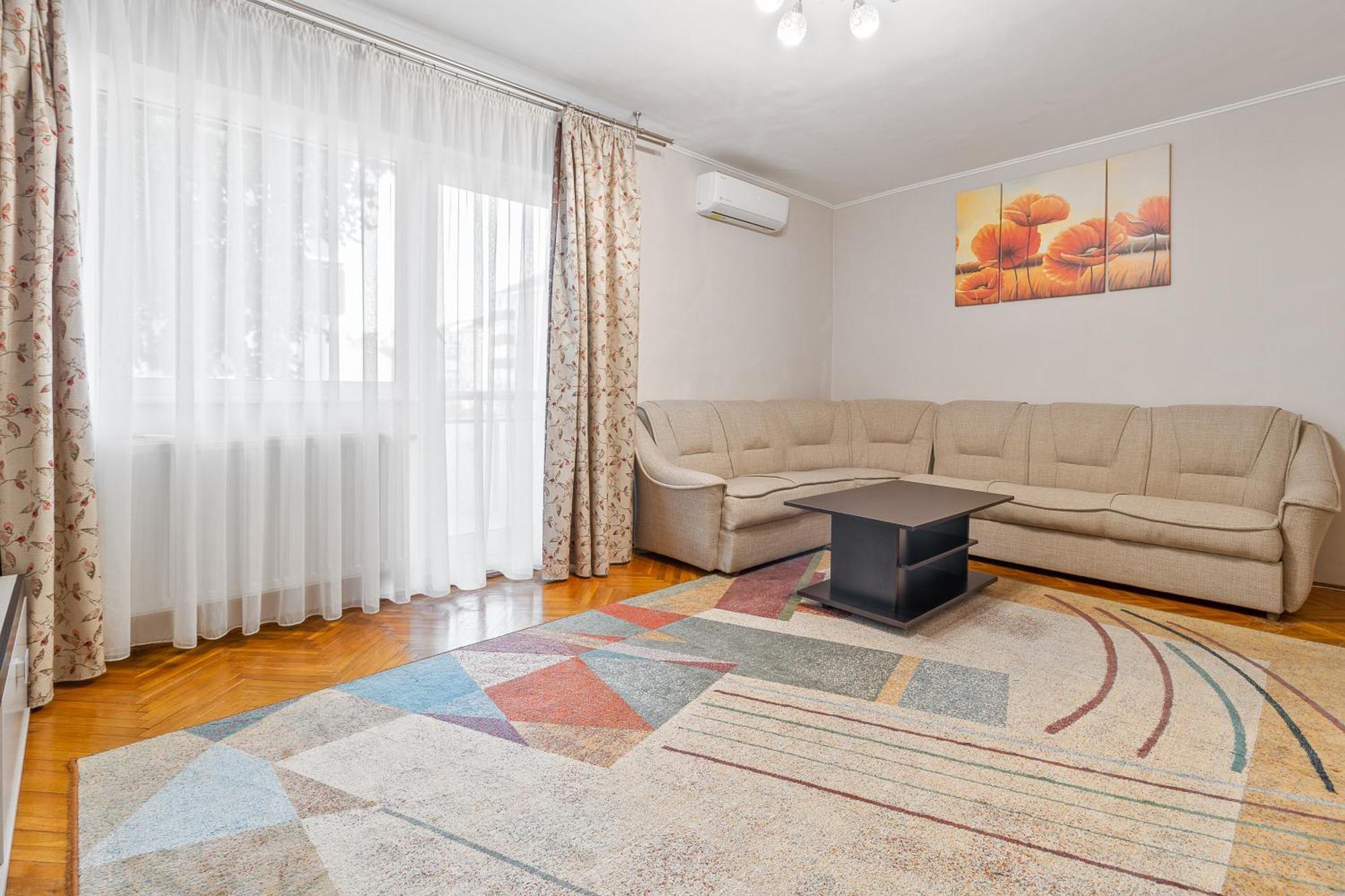Apartament Helena Орадя Экстерьер фото